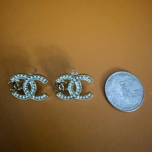 New upcycled Chanel Elegant Silver Earrings